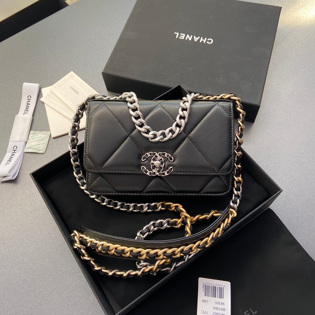 CC 19 Woc 19CM Black Calfskin Silver Hardware