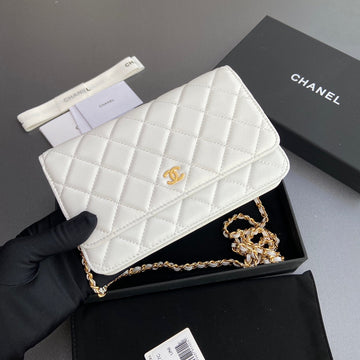 CC Woc 20CM White Calfskin Gold Hardware