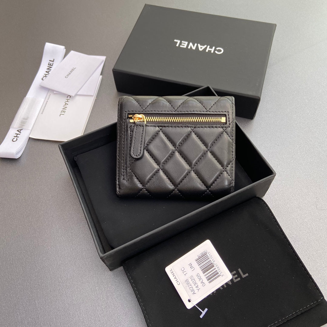CC 82288 Classic Flap Wallet Black Sheepskin Ghw 229876