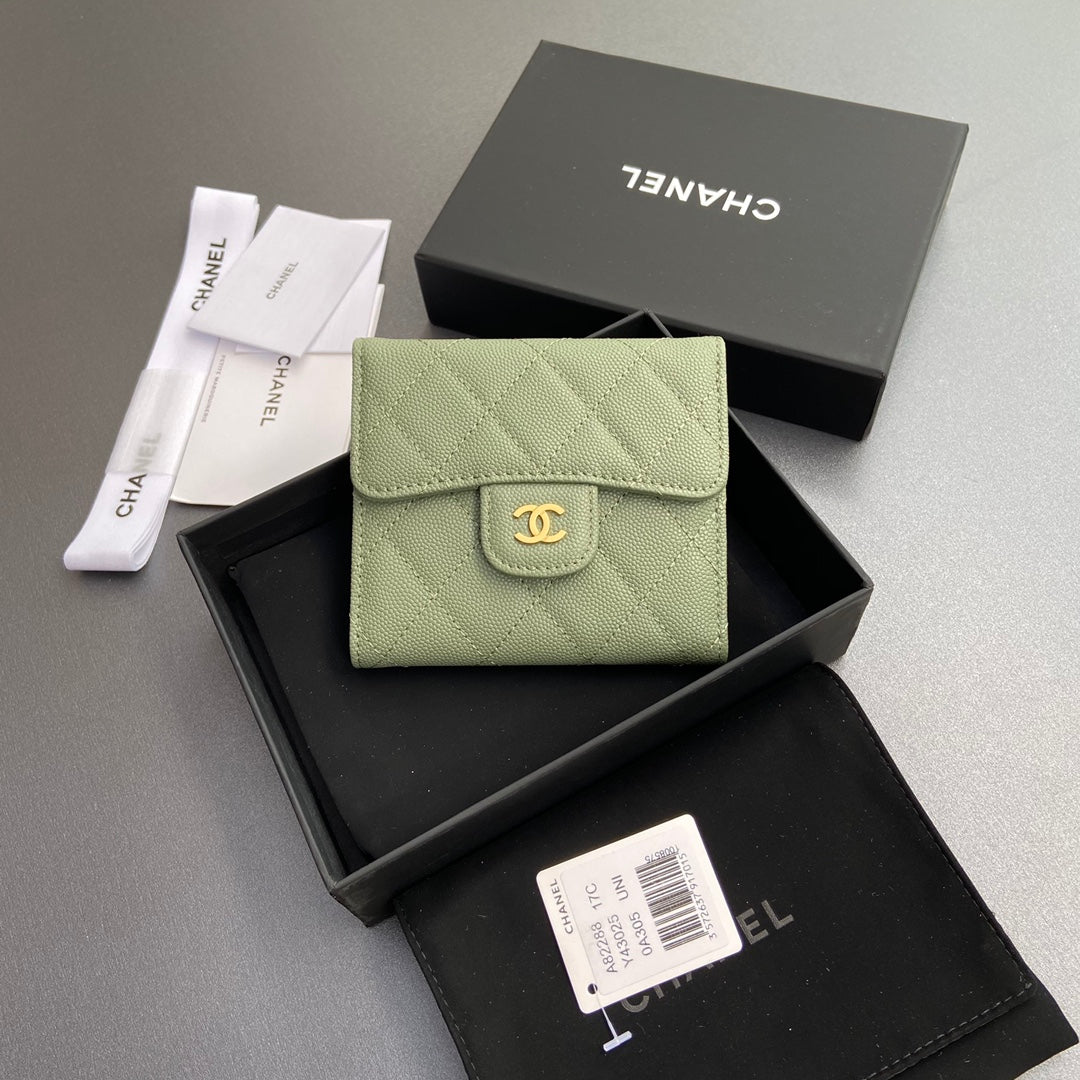 CC 82288 Classic Flap Wallet Olive Green Caviar Ghw 229896