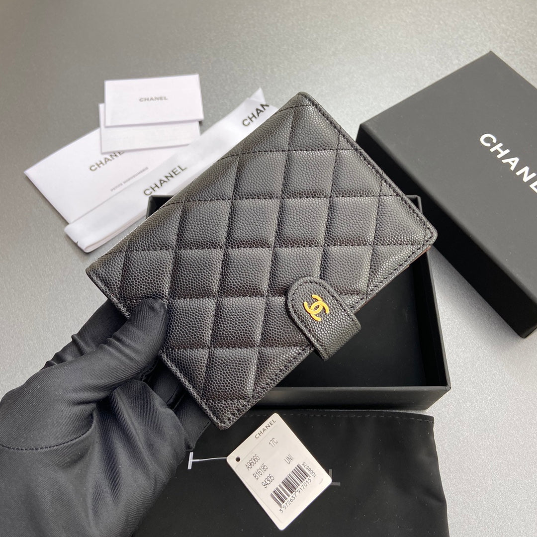 CC 96066 Compact Wallet Black Caviar Ghw 234613