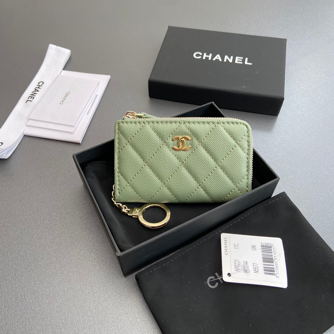 CC Hook & Chain Zipper Card Holder Light Green Caviar Ghw 234727