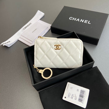 CC Hook & Chain Zipper Card Holder White Patent Ghw 234739