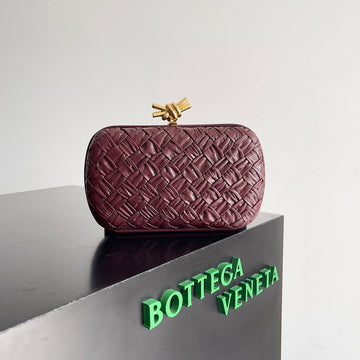 Classic Knot 20 In Plum Purple Lambskin