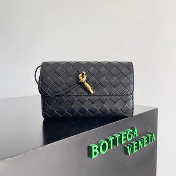 Andiamo Bag 19 In Black Calfskin