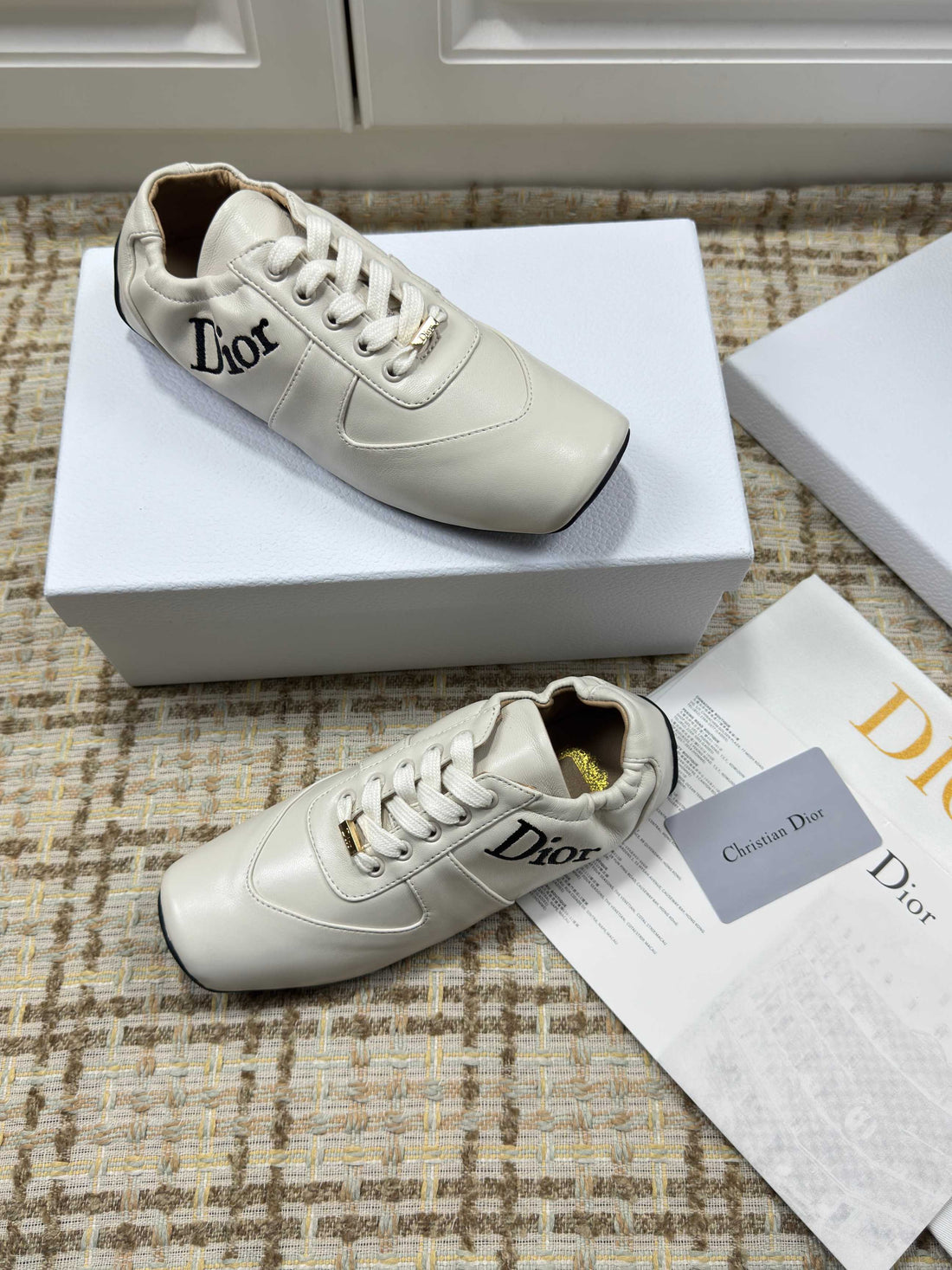 CD 26S Cœur Sneaker Off White Leather 695459