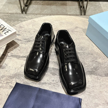 Pra Square Head Lace-Up Loafers Jet-Black Calfskin