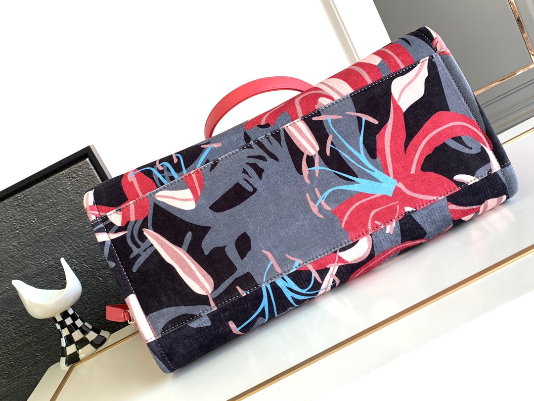 CC CLASSIC LARGE 38 TOTE IN GREY MIX COLORFUL CANVAS Bags Bible