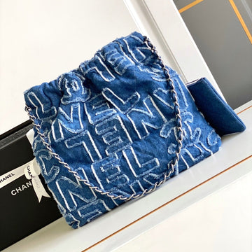 CC Medium 42 Bag In Navy Blue Denim