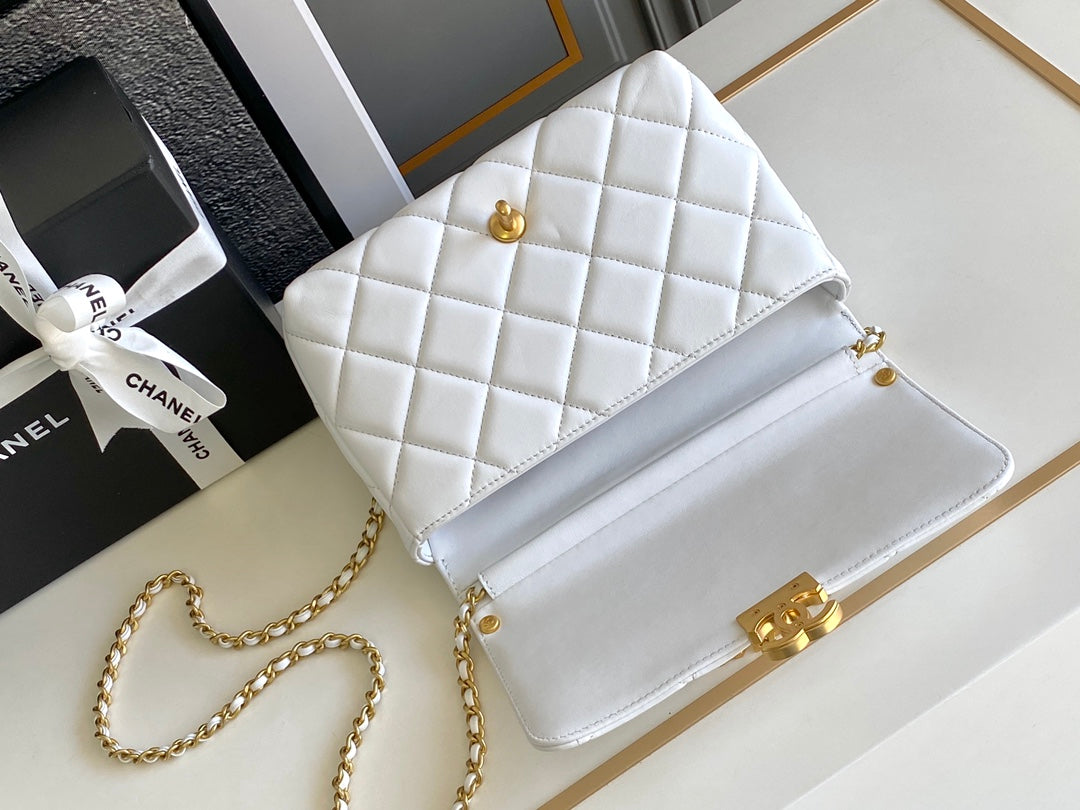 CC Medium 22 Flap Bag In White Lambskin Gold Hardware
