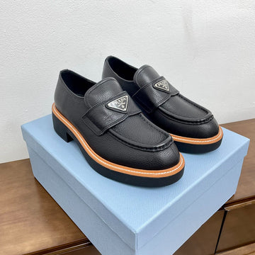 Pra Chocolate Brushed Loafers Black Calfskin
