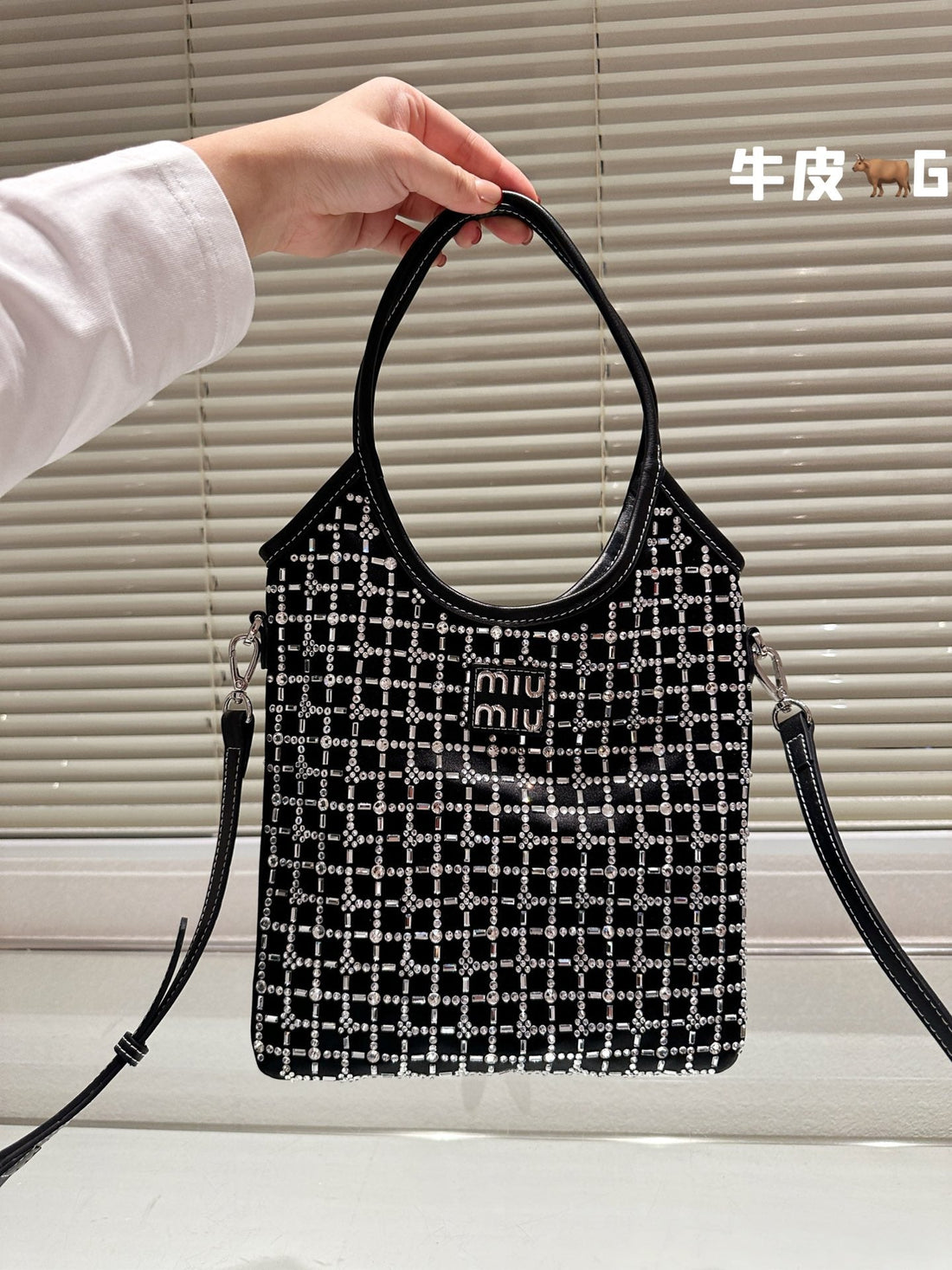 Crystal Tote 24 Bag In Black Calfskin