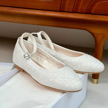 CD Ballet Flat White Lambskin Mop