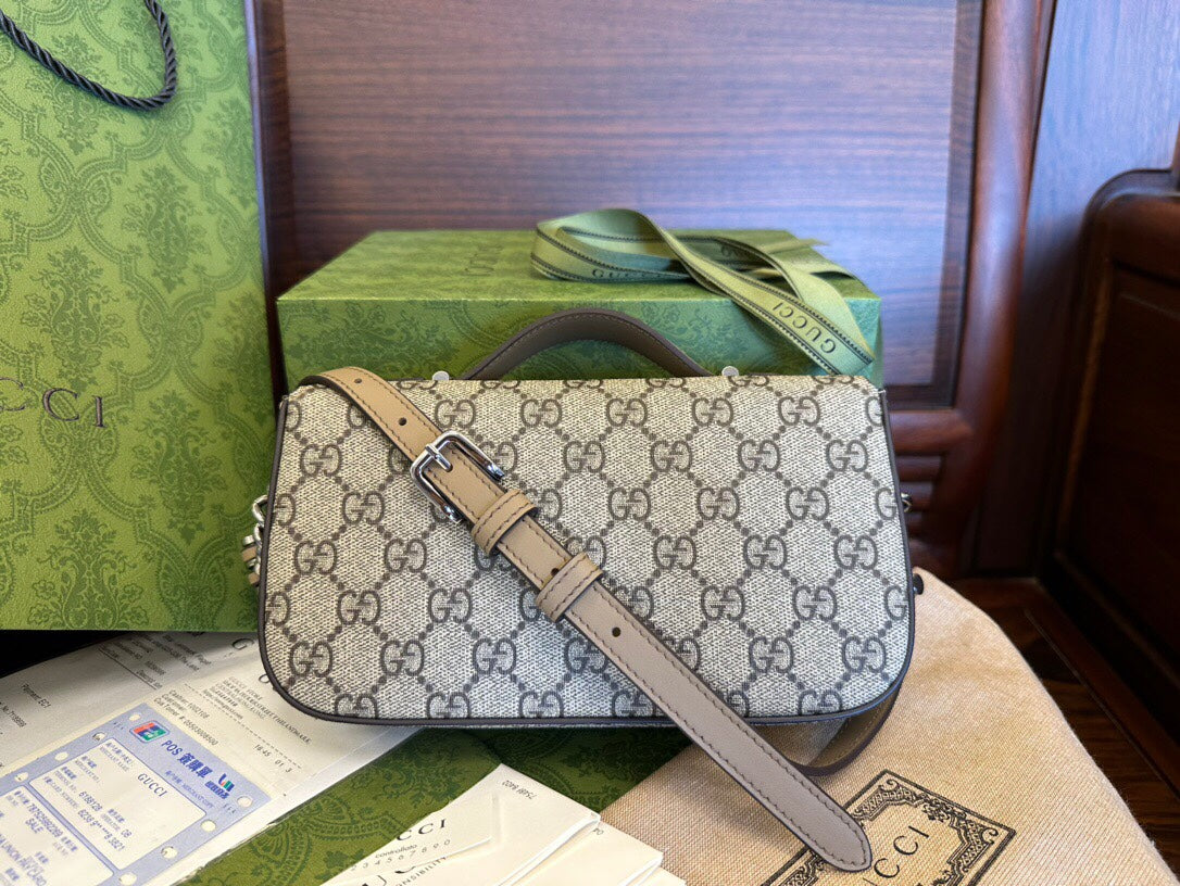 GG Mini 21 Classic Shoulder Bag In Beige Canvas