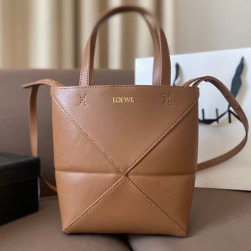 Loe 21 Puzzle Fold Tote In Warm Desert Shiny Calfskin