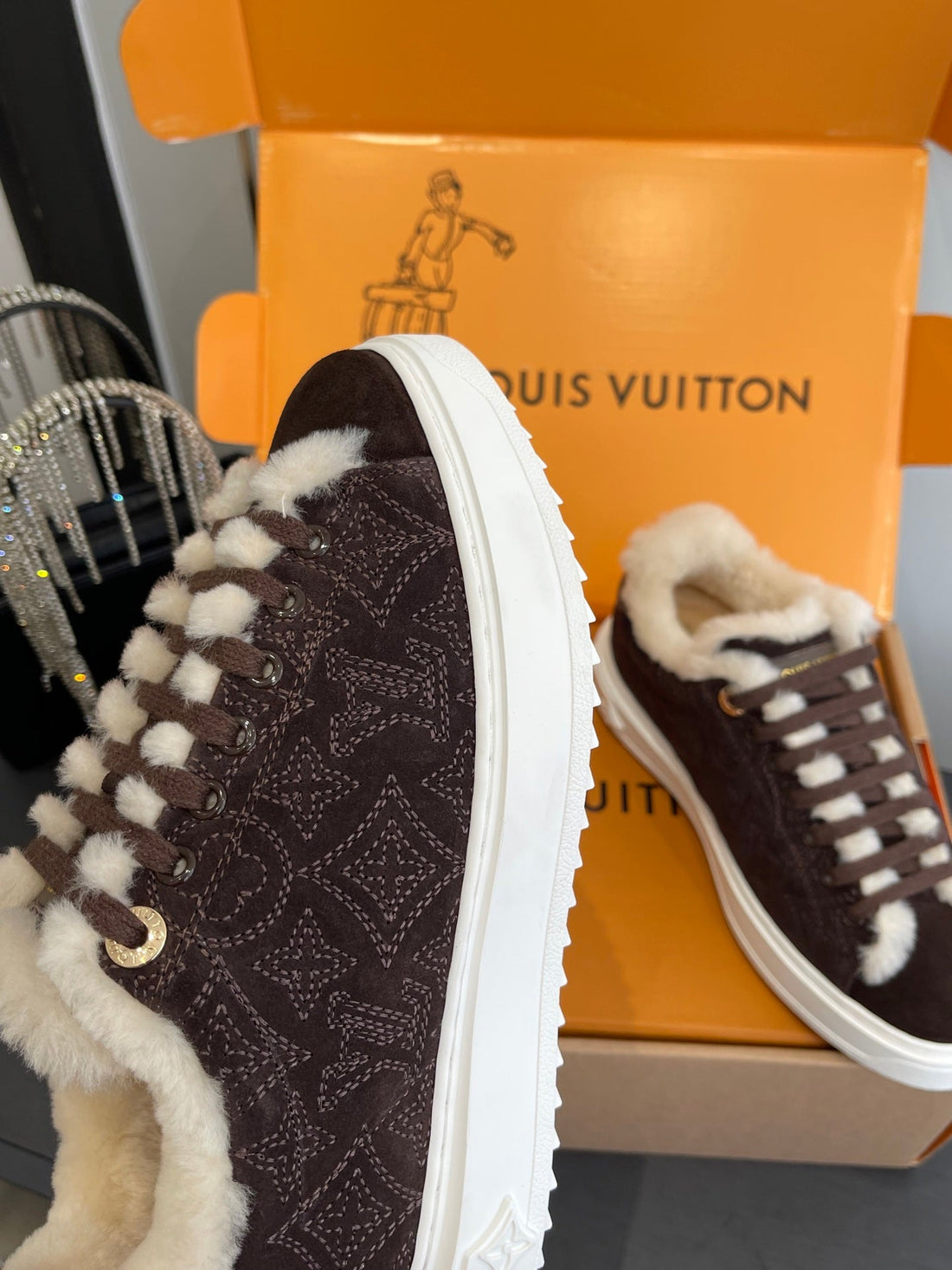 LV Time Out Sneaker 40MM Marron White Monogram Denim Suede Fleece Lined 533475