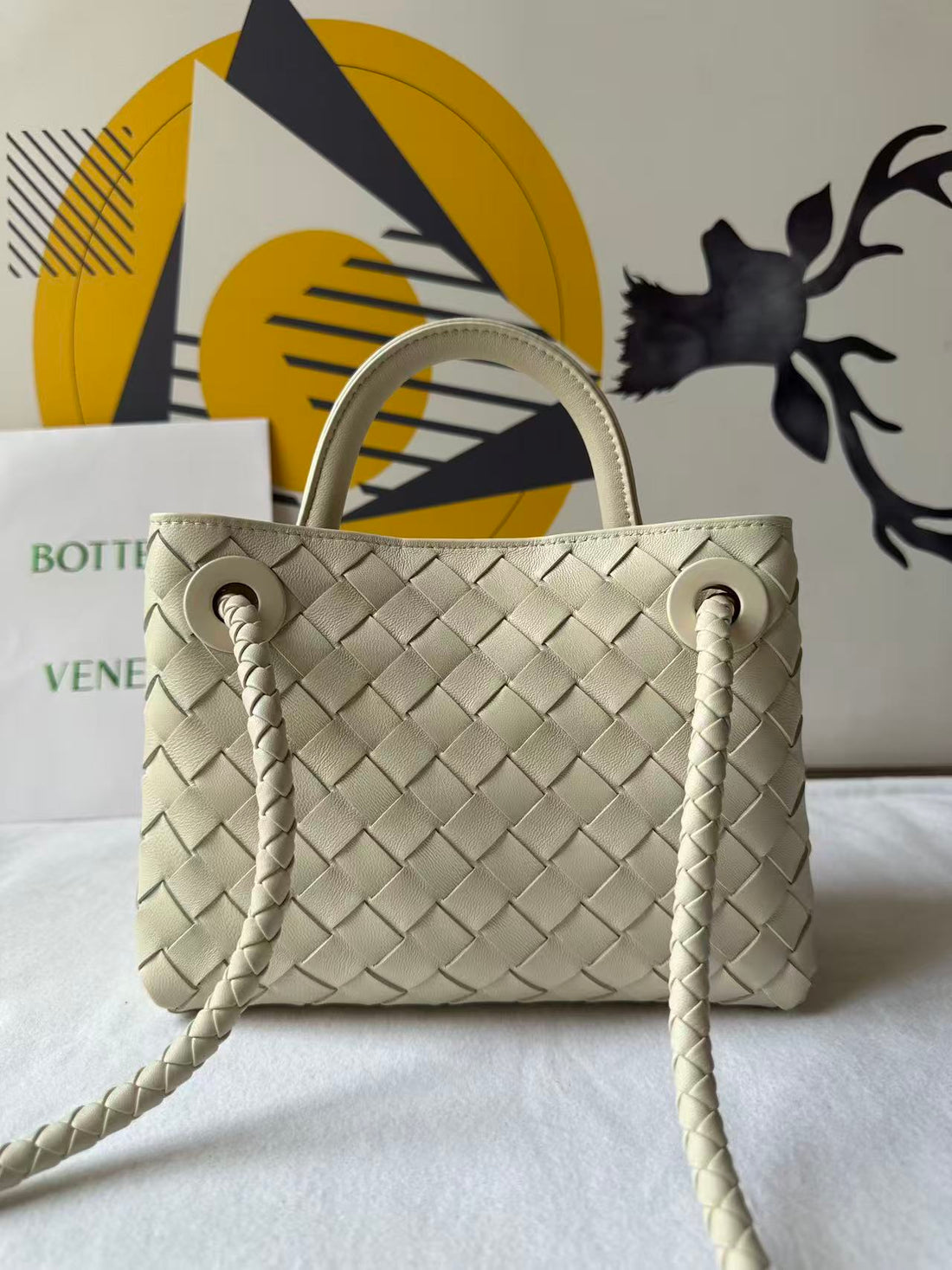 Bv Small Andiamo Bag 20CM Ecru Intrecciato Leather 291450