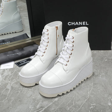 CC 24 Interlocking Logo Combat Boots 100MM White Lambskin 432650