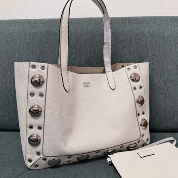 Valentino Garavani Tote White Cowhide 555247