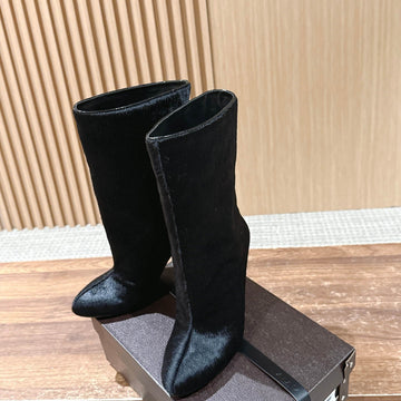 Alaïa High-Heeled Short Boots Black Velvet 386015