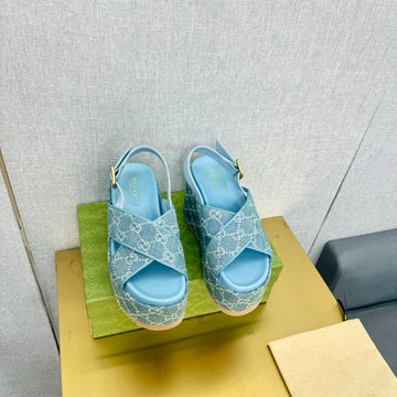 GG Supreme Platform Sky Canvas