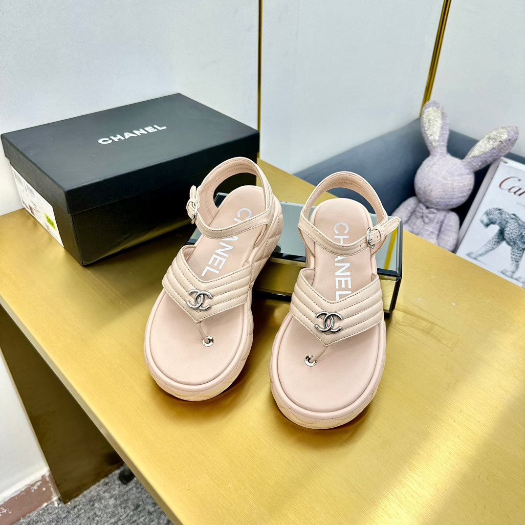 Grosgrain Sandal In Nude Beige Lambskin