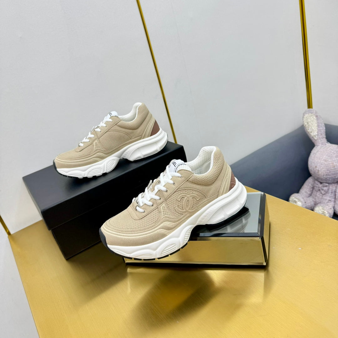 Dad Sneaker In Tuscan Beige Suede And Breathable Mesh