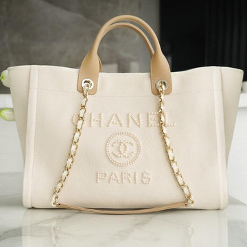 Tote Bag 39 Attached Pearl Logo In Beige Canvas Gold Hardware