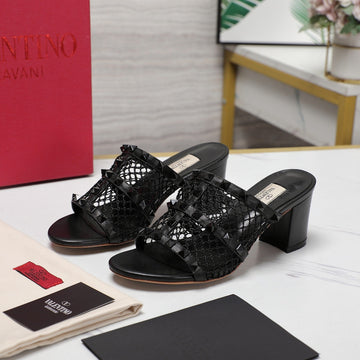 Women's Black Rockstud Black Mesh Slider Sandal With Matching Studs 65 Mm
