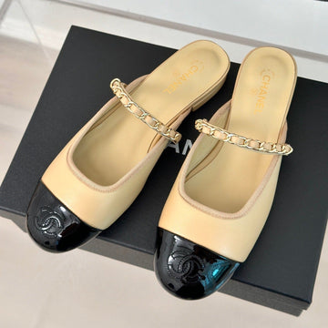 CC Mule Leather Chain Beige Calfskin Black Patent Calfskin