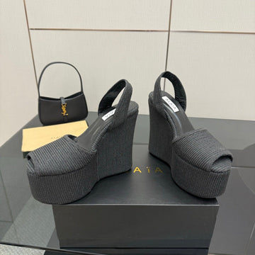 Alaïa Platform Sandal Black Sheepskin 389631