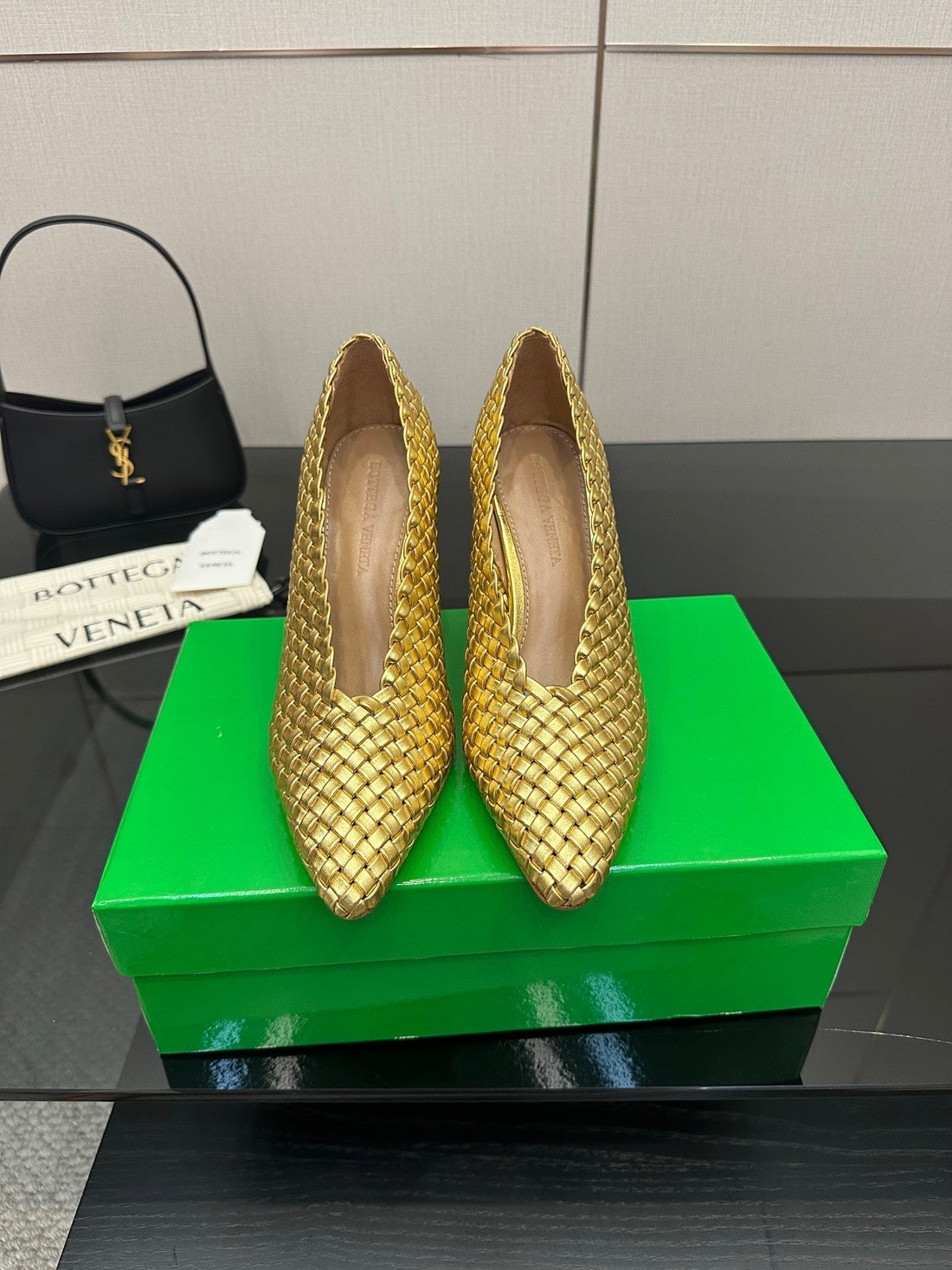 Bv Sofia Pump 90MM Gold Intreccio Leather 427649