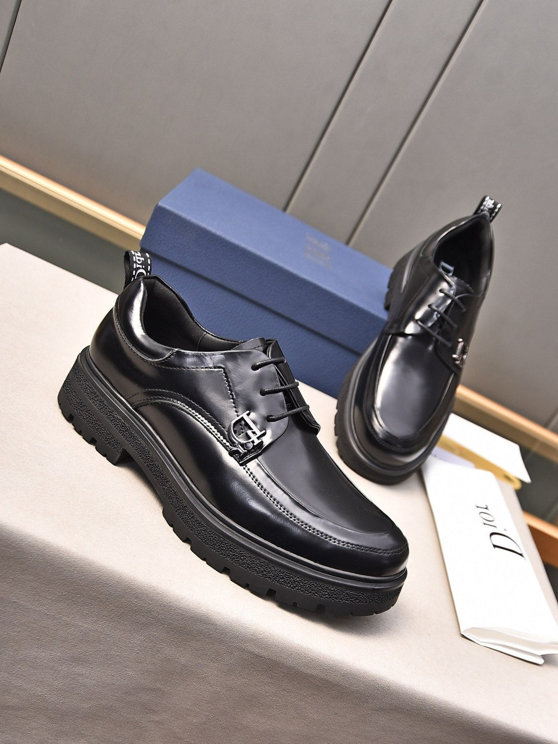 CD Explorer Lace-Up Loafer Black Calfskin