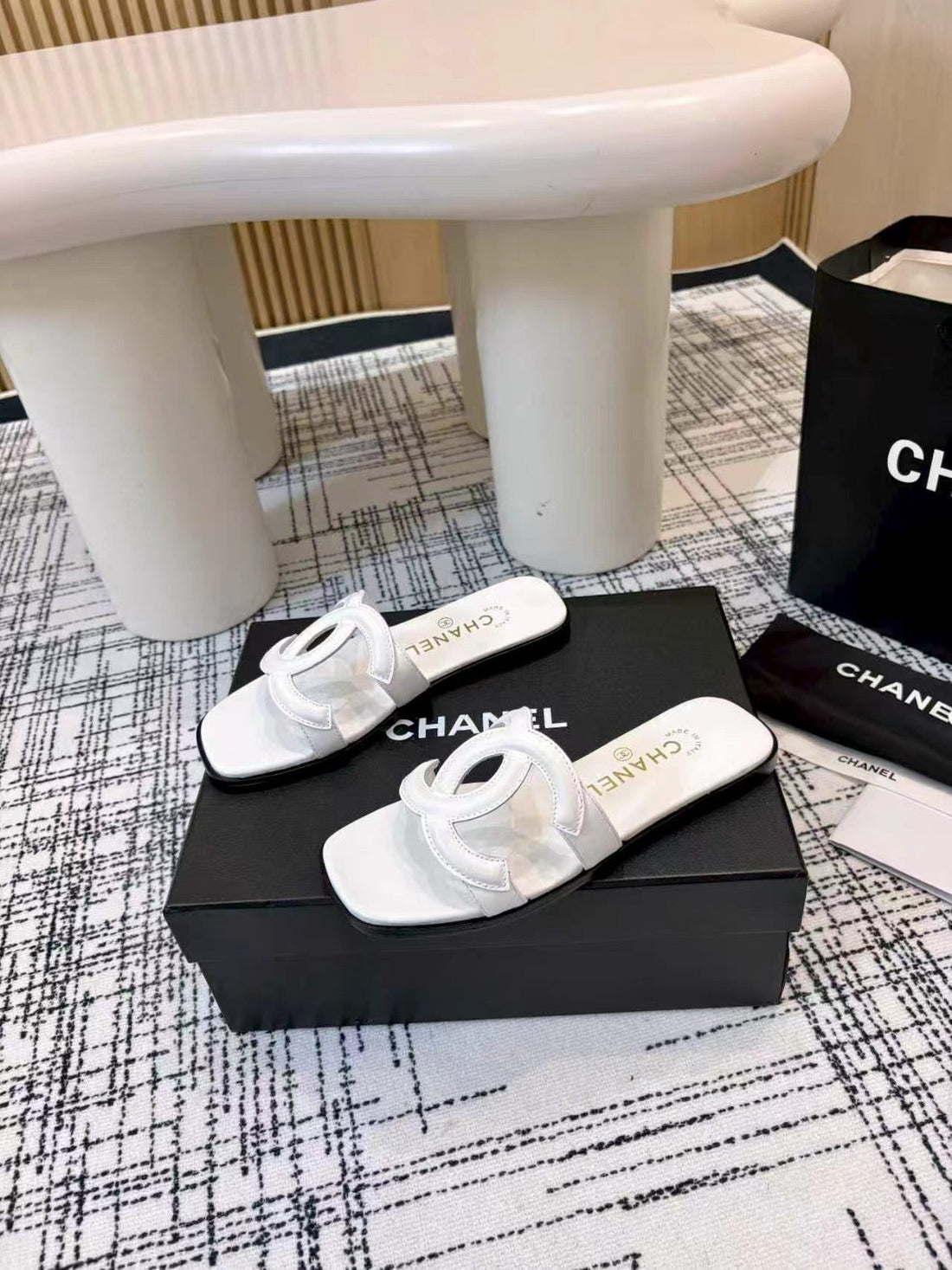 CC 26S Open-Toe Sandal White Sheepskin 681945