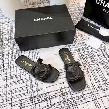 CC 26S Open-Toe Sandal Black Sheepskin 681947