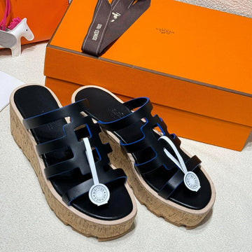 Isabella Sandal Black Calfskin