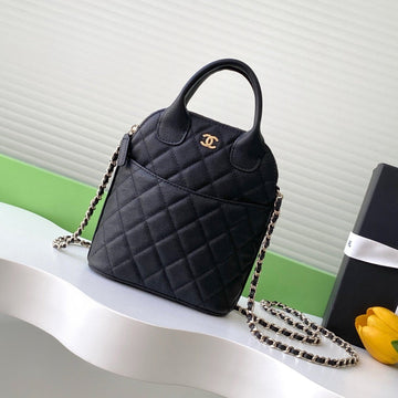 CC 25A Clutch With Chain 18CM Black Grained Calfskin