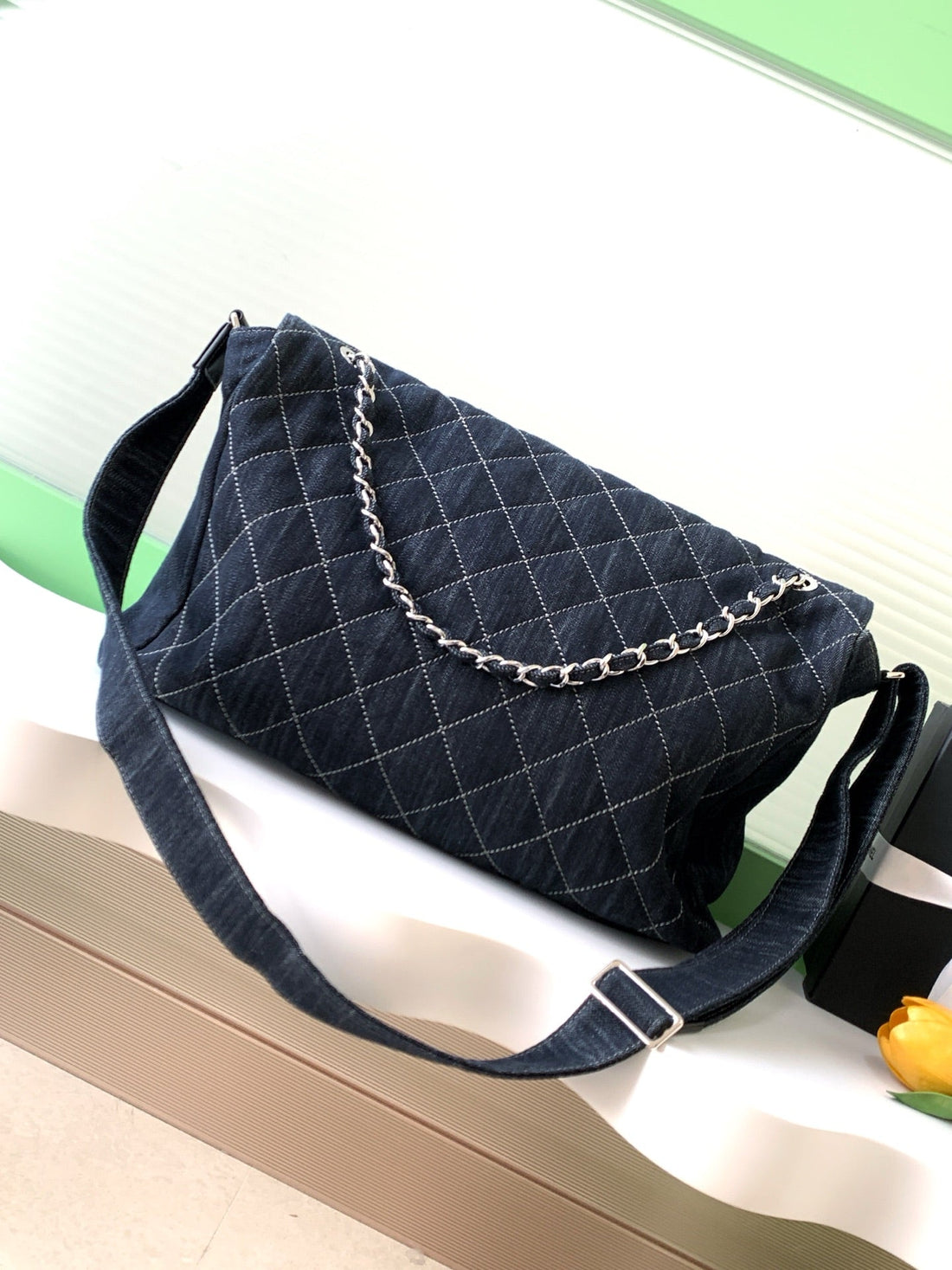 Chanel 25 Bag Navy Blue 40CM Denim Fabric 289495