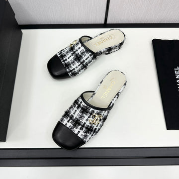 CC Flat Mule In White Mix Black Wool Tweed And Calfskin