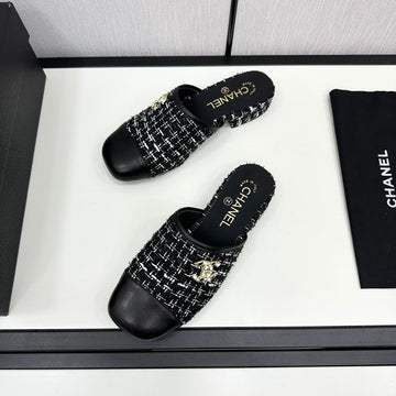 CC Flat Mule In Black Mix White Wool Tweed And Calfskin