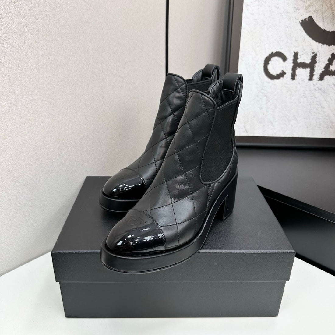 CC Fw 25 Platform Ankle Boots Black Patent And Quilted Leather 532621