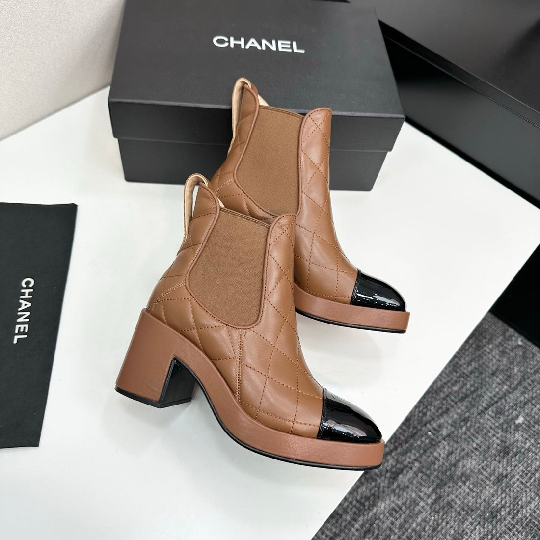 CC Fw 25 Platform Ankle Boots Brown Black Patent And Quilted Leather 532622