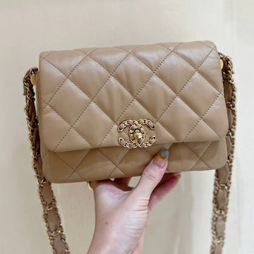 19 Flap Bag 20 Beige Bodin Calfskin Gold Hardware