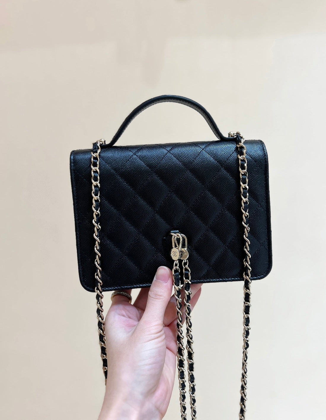25C Mini Woc 18CM Black Grained Calfskin Gold Hardware