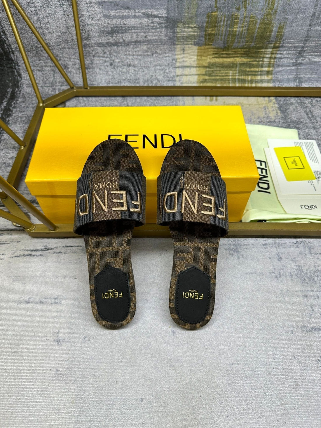 Ff 5 Brown Black Canvas Slide