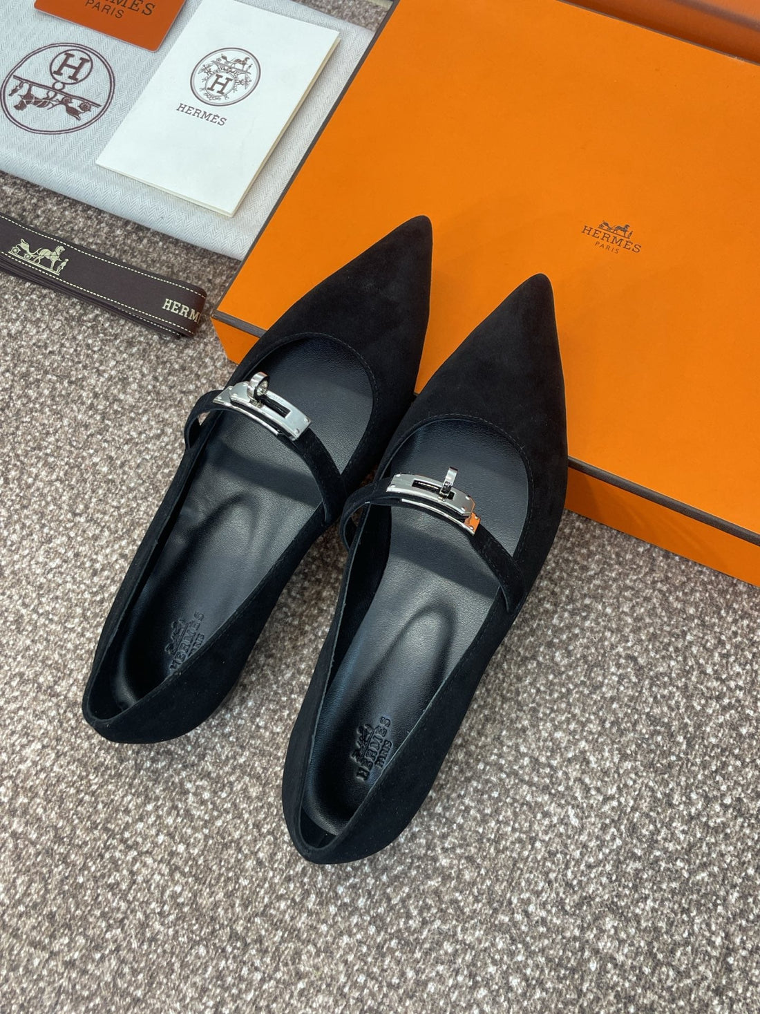 Hm 25C Kelly Ballet Flat Noir Suede 208270