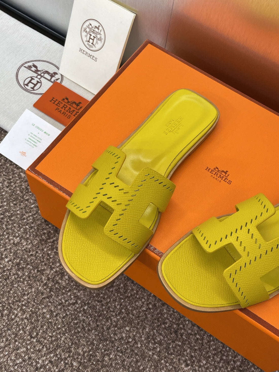 Hm 25 Oran Sandal Yellow Perforate Epsom Leather