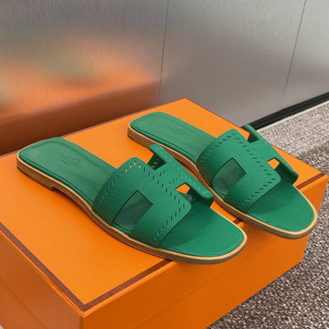 Hm 25 Oran Sandal Dark Green Perforate Epsom Leather