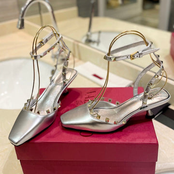 Rockstud Slingback In Silver Calfskin 50MM