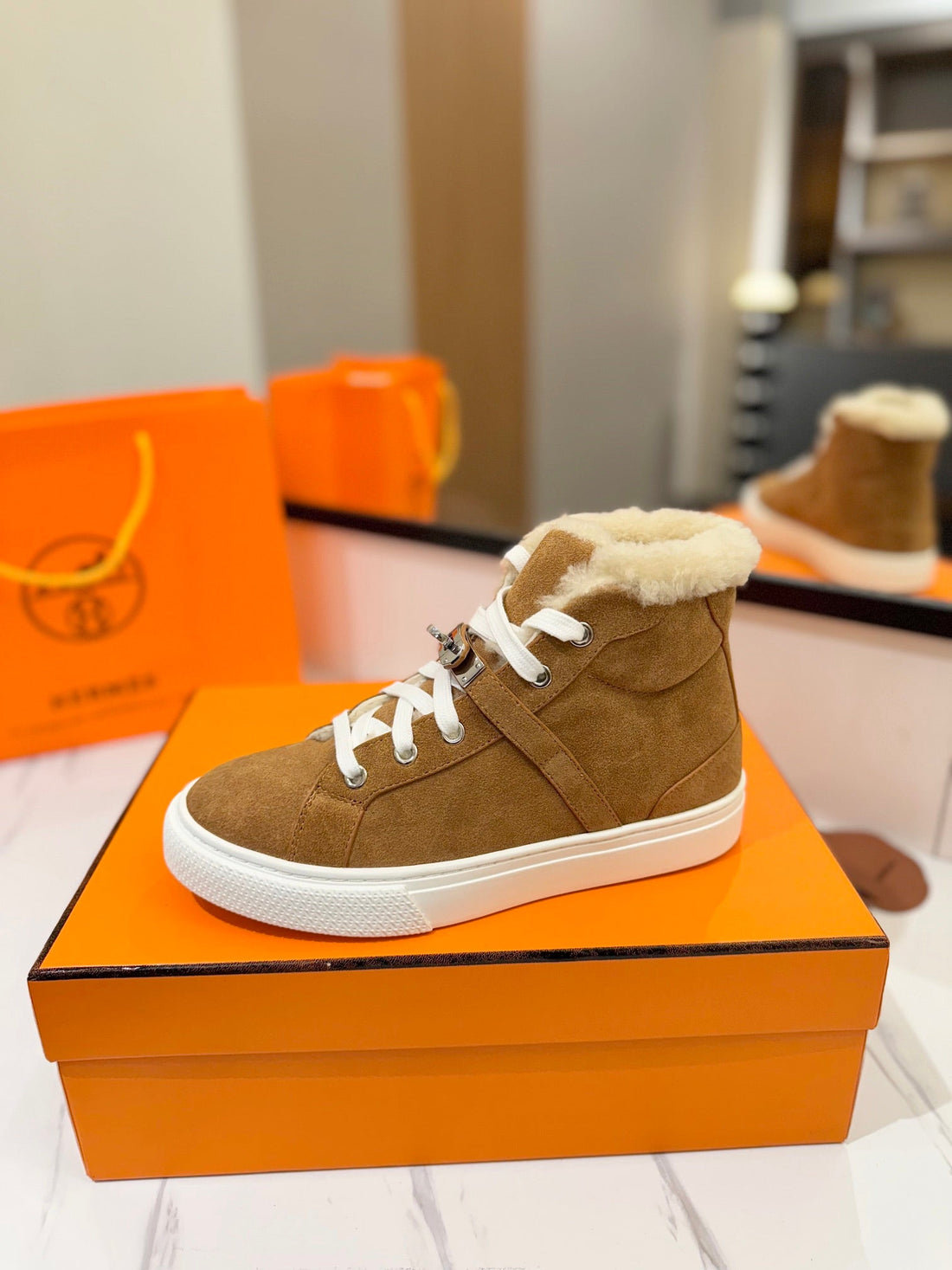 Hm Daydream Sneaker Brown With Wool Lining Suede 983065